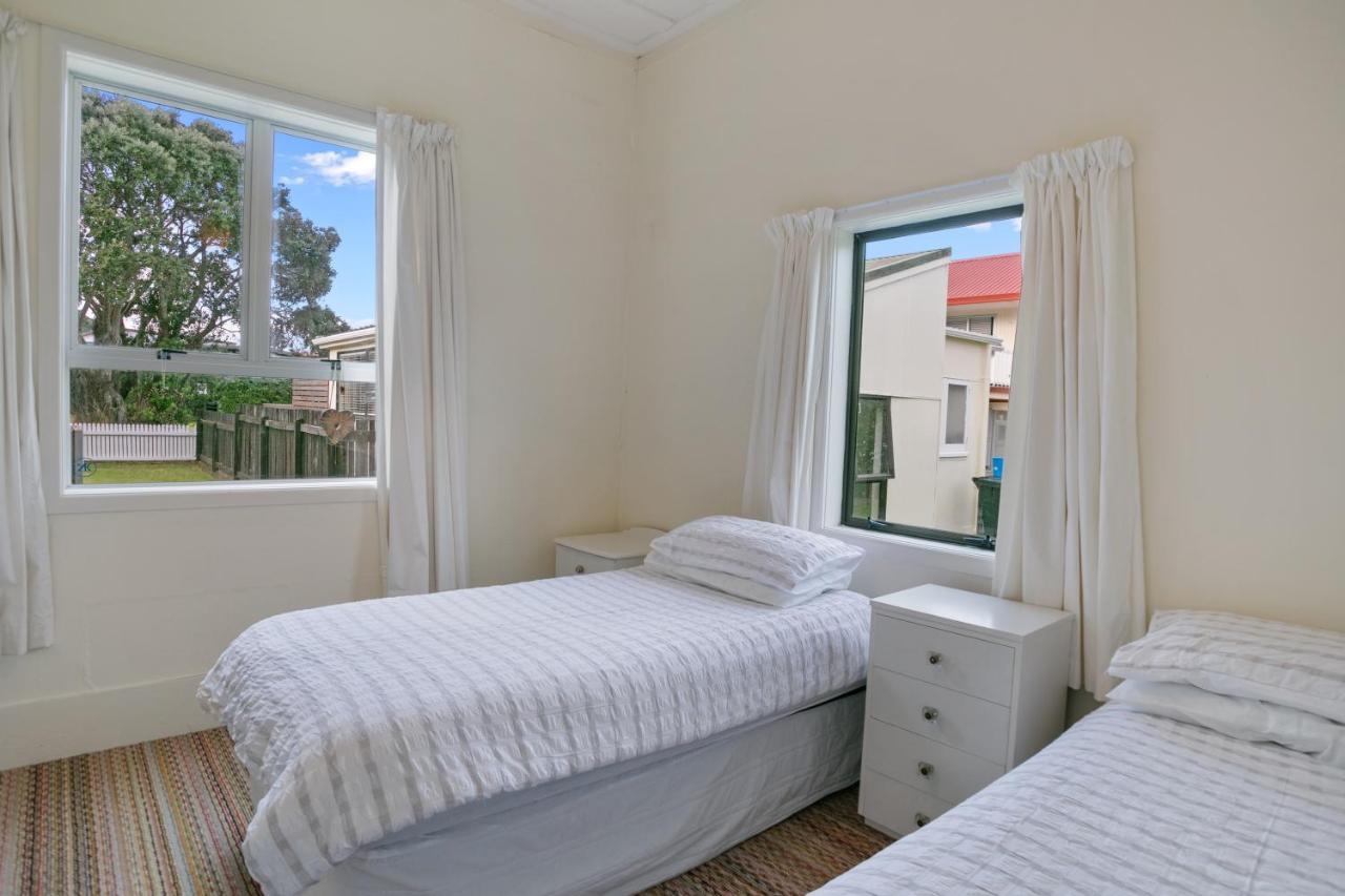 Villa Clara'S Togs And Towels - Waihi - Bachcare Nz Exterior foto